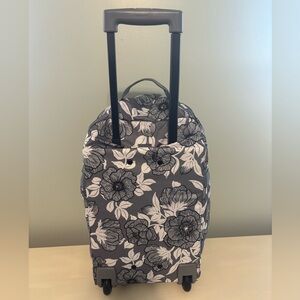 Vera Bradley Lighten Up Wheeled Carry-On Rolling Luggage Shoe Compartment Grey